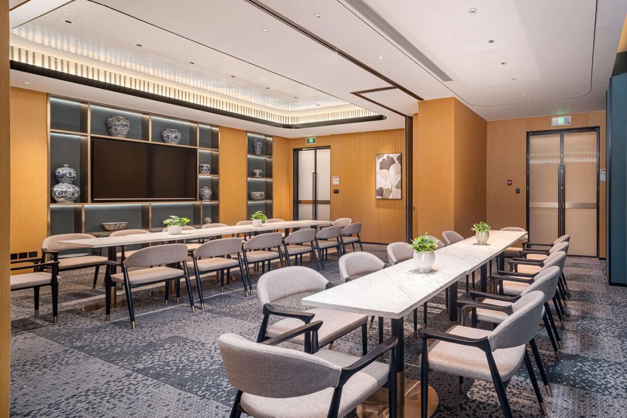 Hilton Garden Inn Beijing Temple Of Heaven East Gate Station Экстерьер фото